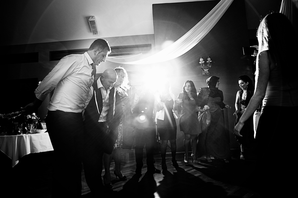 Turkish Dancing photos at meadowbank wedding in Melbourne